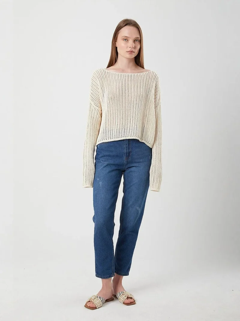 ميكسراي Mixray Openwork Boat Neck Crop Knit Top